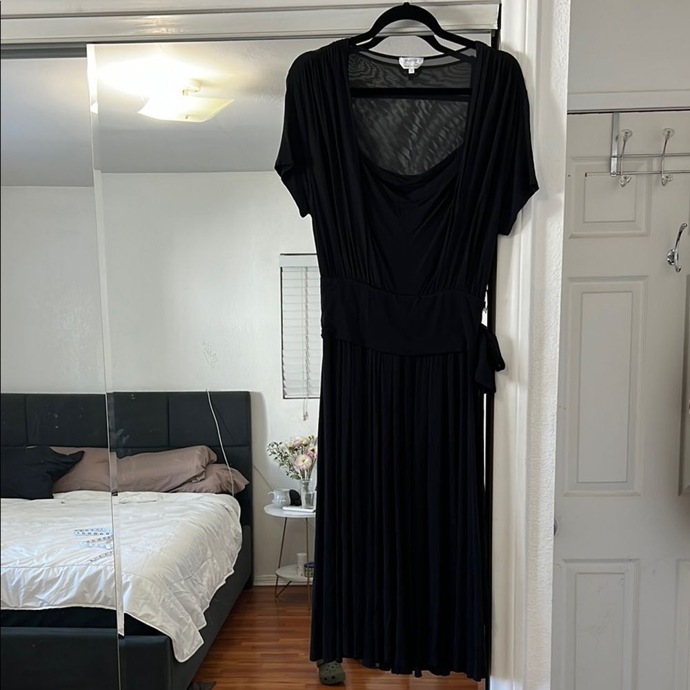 Max Mara little black dress 42